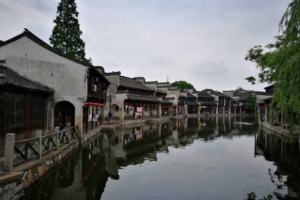 大家一般怎么对待欠钱不还的人？游戏画面